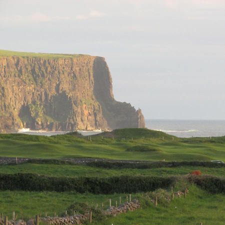 Hôtel Gaoth Na Mara à Doolin Extérieur photo